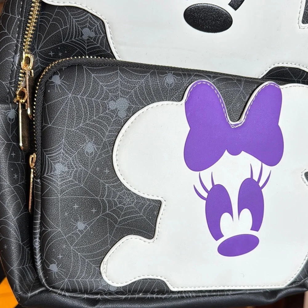 NWT Disney x Bioworld Halloween Glow in Dark Mickey Minnie Ghost Mini Backpack